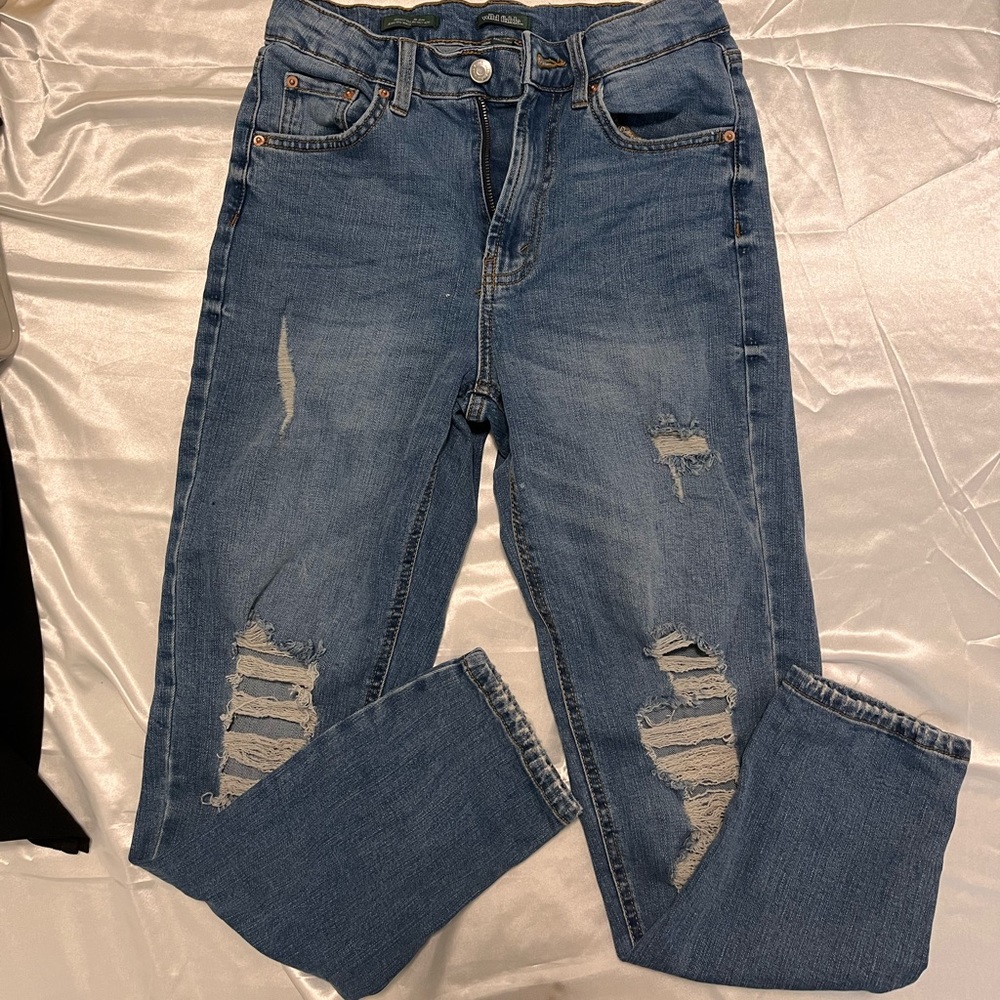 wild fable, ripped blue jeans. size 00, high rise.